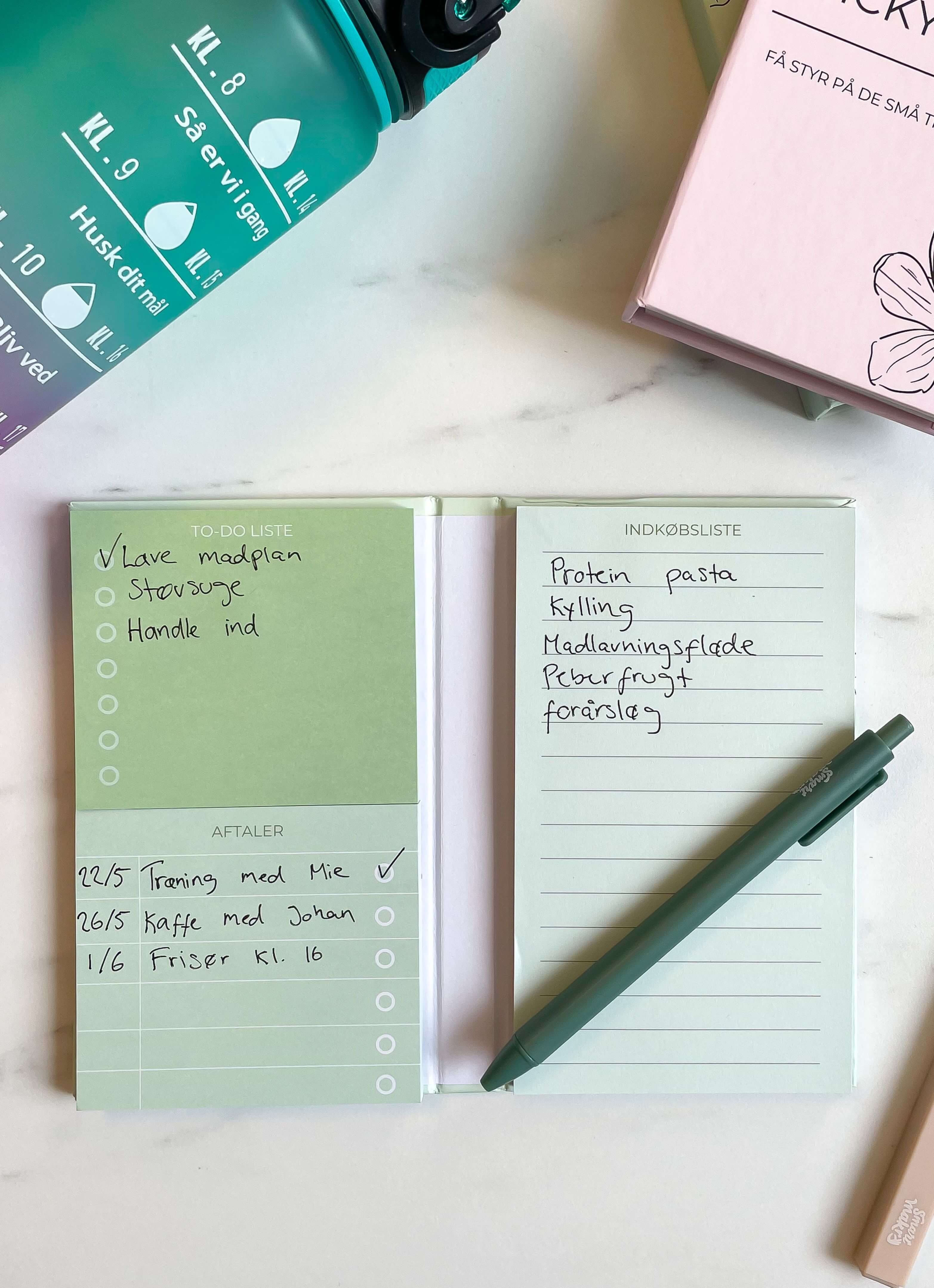 Sticky Notes mini-bog